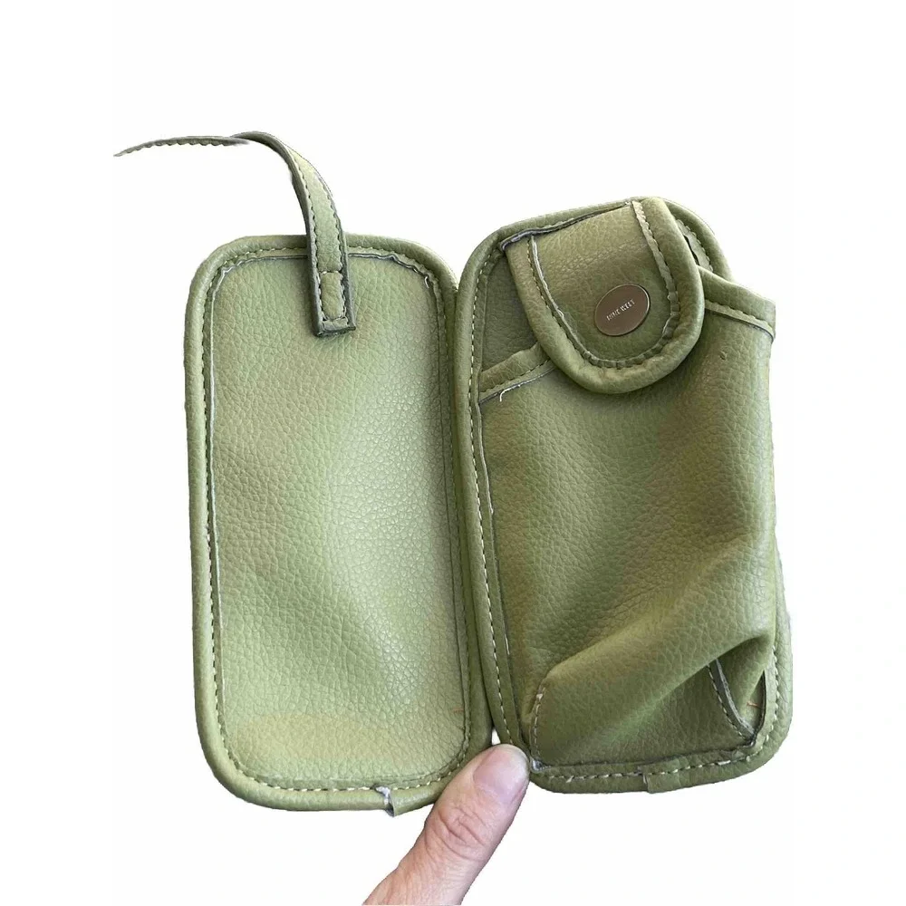 NINE WEST Green Wristlet Cell Phone Case Organizer  ID‎